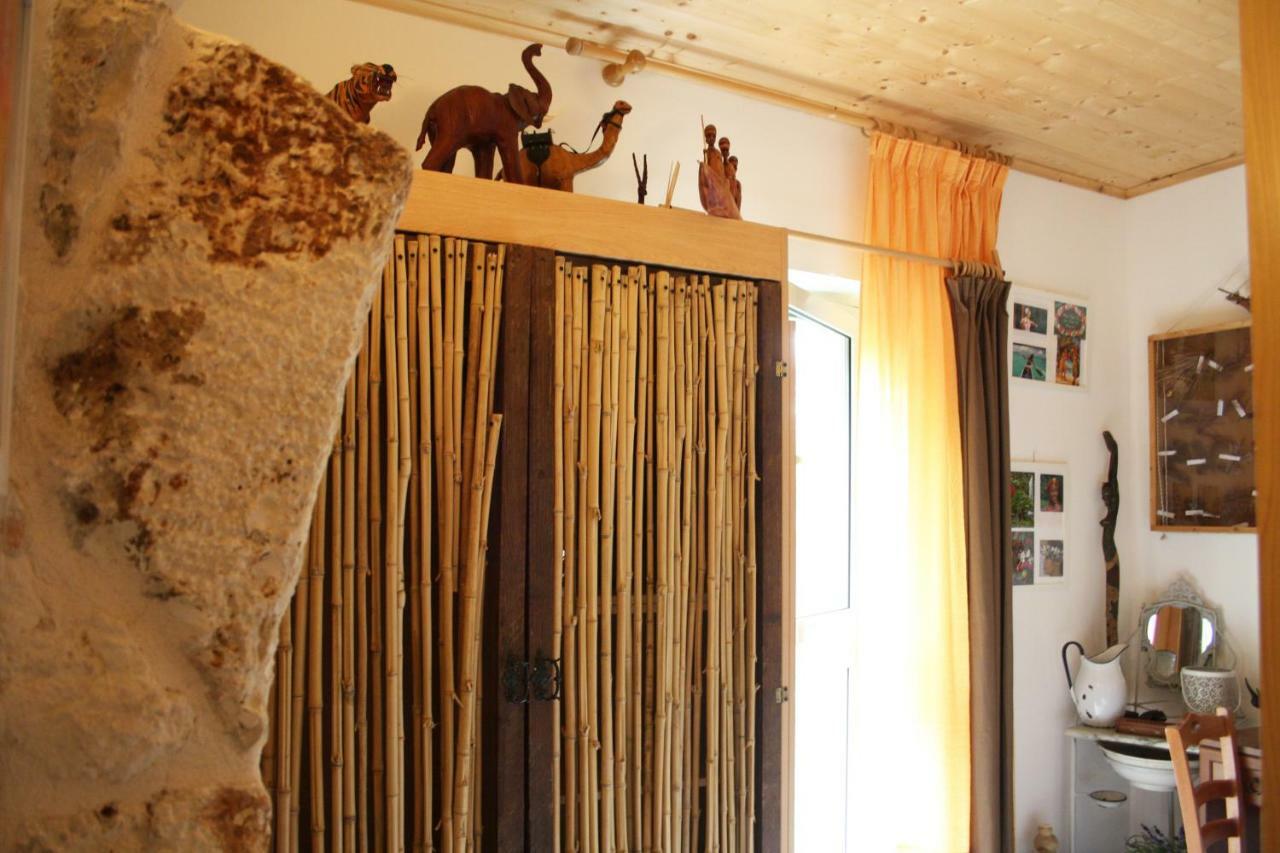 Mini Suite Alla Cascata Noci Dış mekan fotoğraf